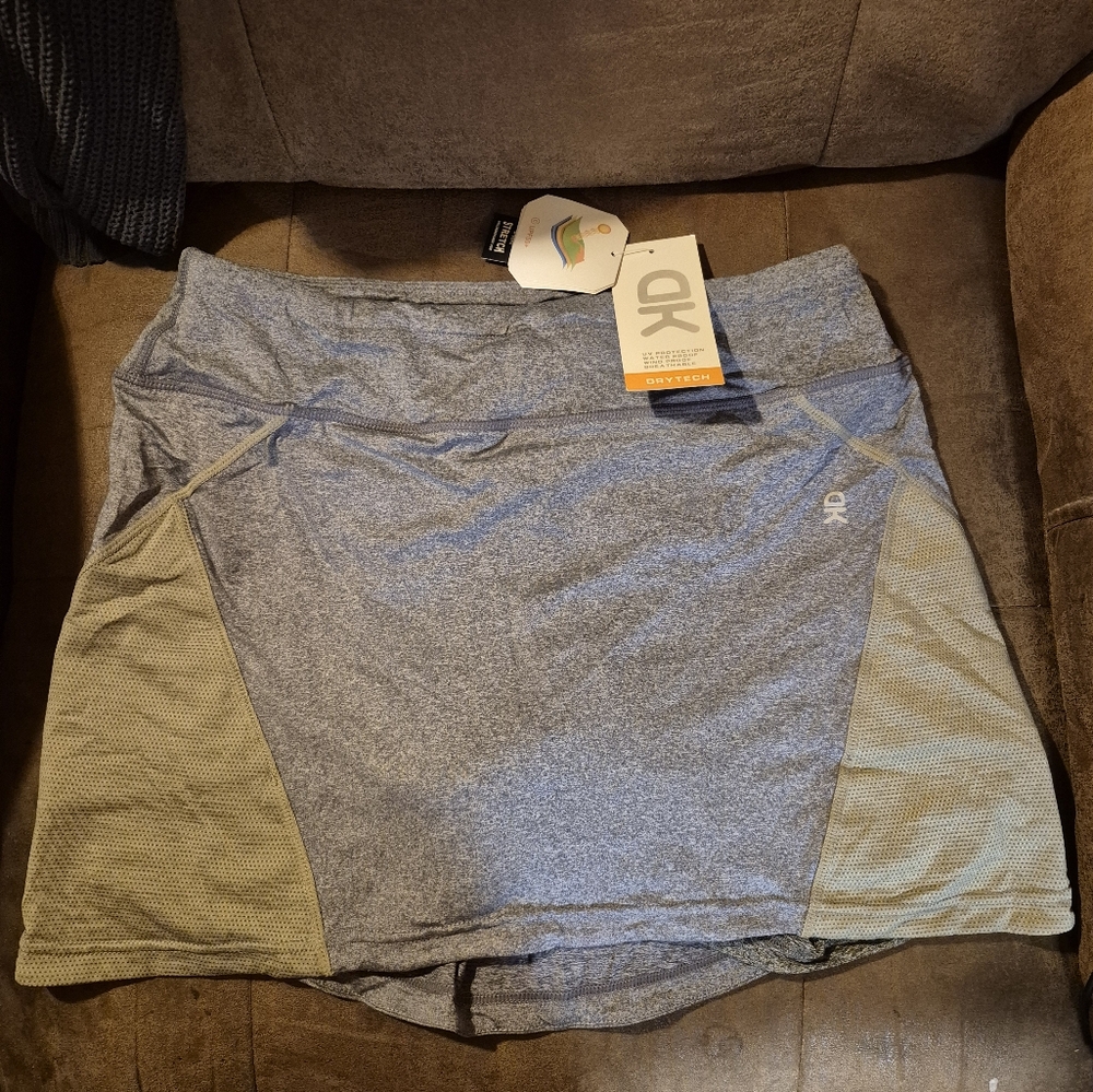 NWT-Little Donkey Andy Women’s Athletic Tennis/Golf  Skort Size Large